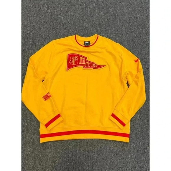 Nike Men Yellow Class of 72 Crewneck Pennant Banner Activewear Sweatshir… - Picture 5 of 11